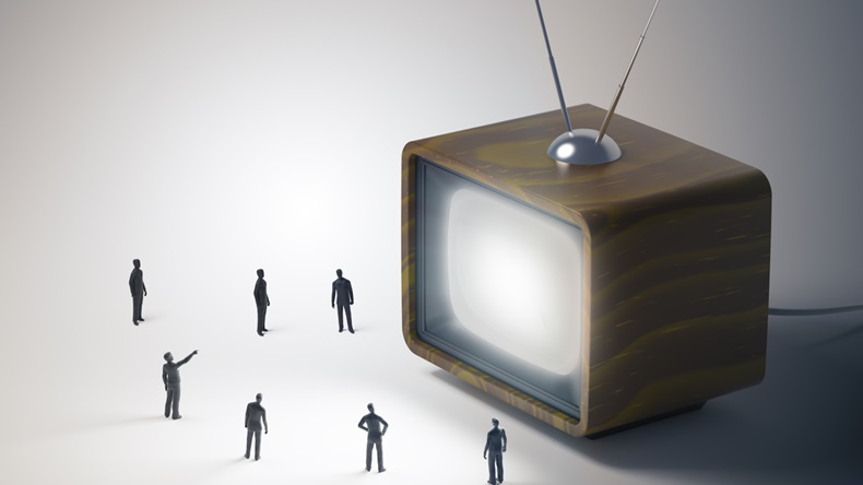 Group of tiny people watching a TV program in vintage television set - Illustration 