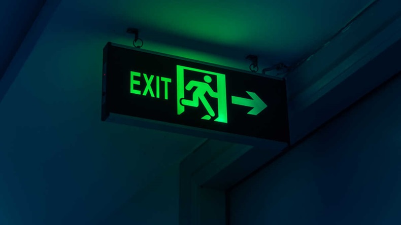 Lighted wall mounted shining signboard show escape