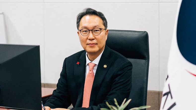 Minsoo Park, Korea's Second Vice Minister Of Health And Welfare